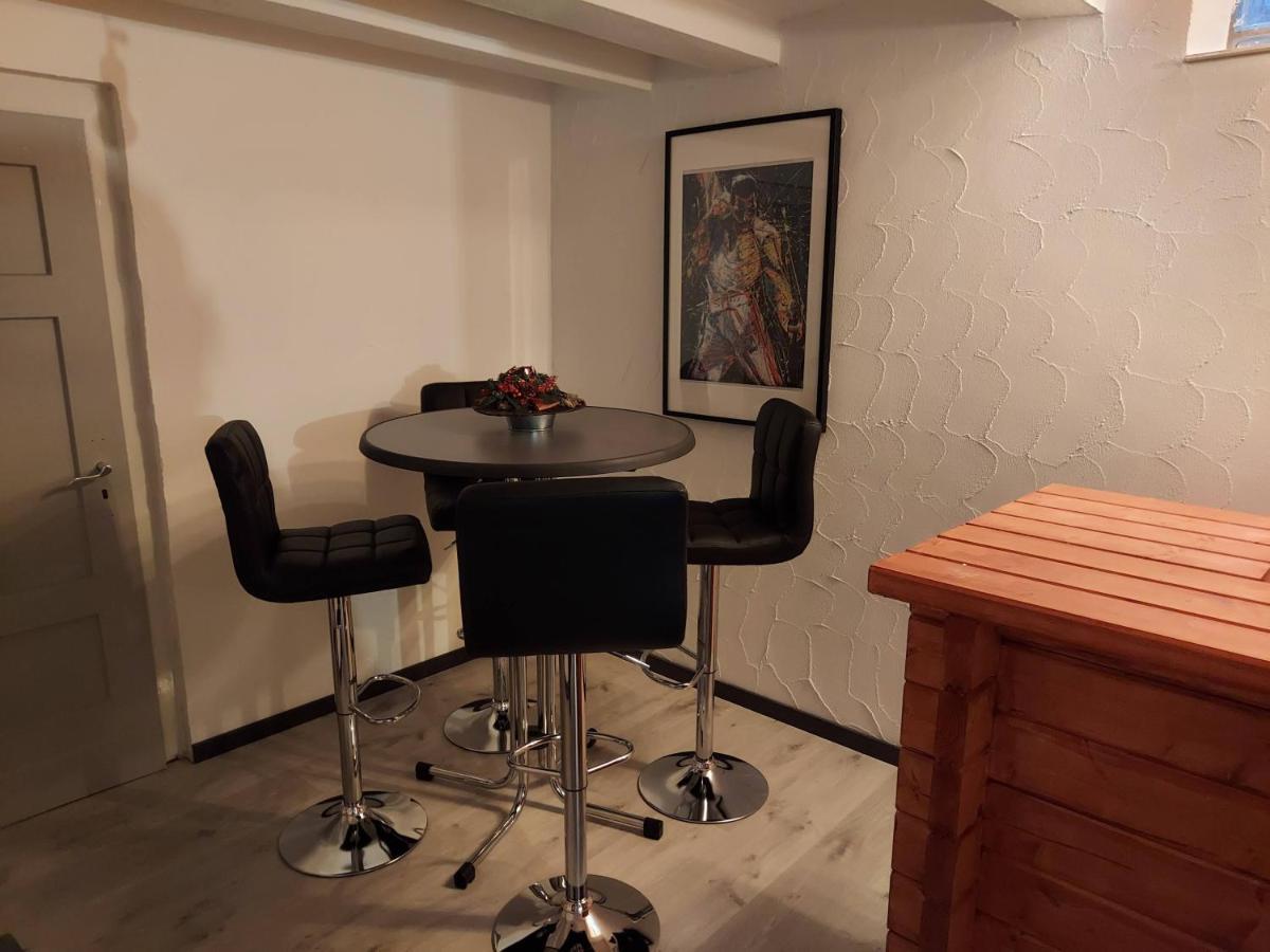 Familyhome Lopora Medebach Exteriér fotografie